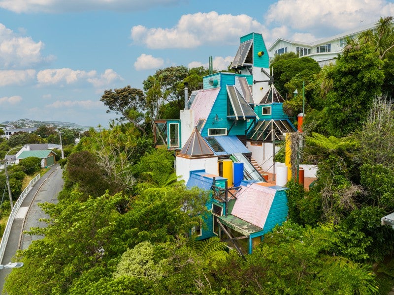 7 Fortification Road, Karaka Bays, Wellington - Carousel 1