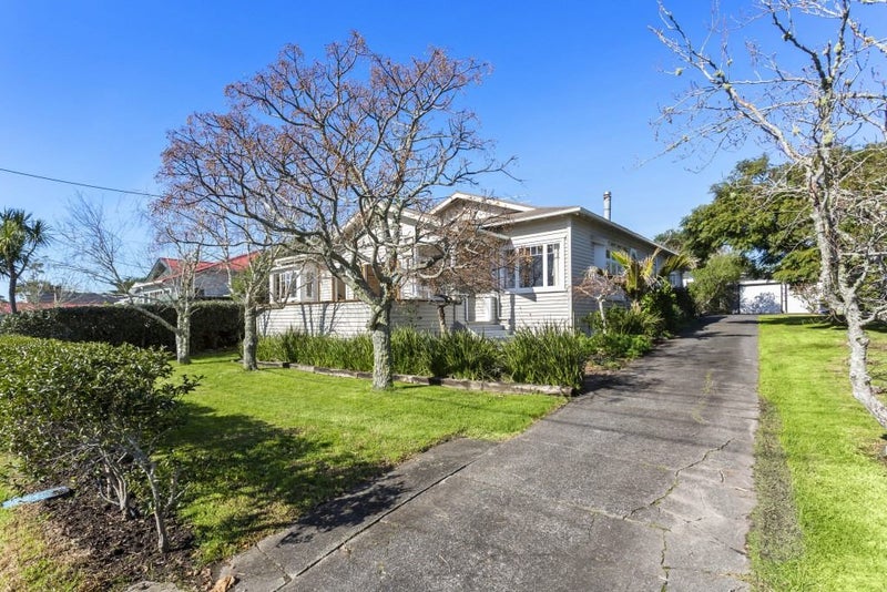 50 Beresford Street, Bayswater, Auckland - Carousel 2
