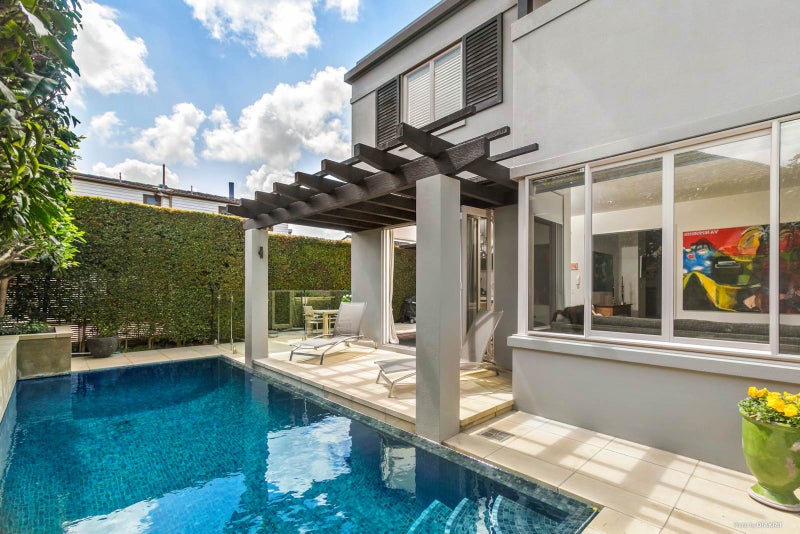 19 Elam Street, Parnell, Auckland - Carousel 2