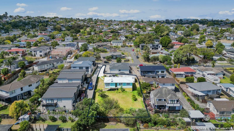17 Minaret Drive, Bucklands Beach, Auckland - Carousel 2