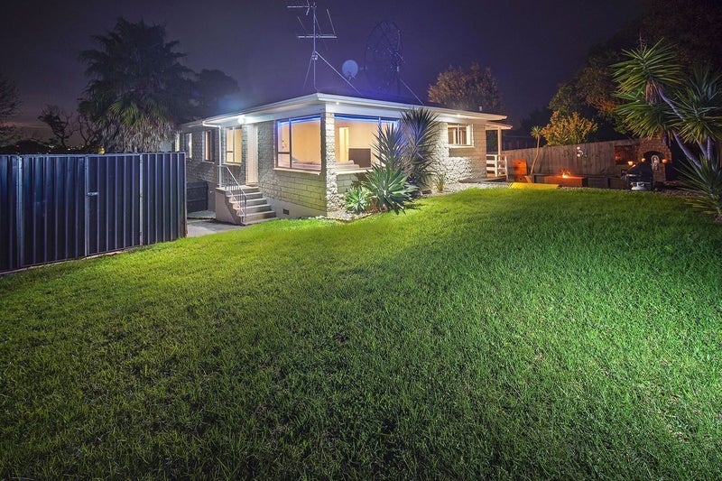 2/27 Ballater Place, Highland Park, Auckland - Carousel 1