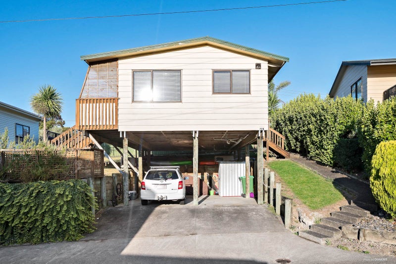 79B Kinross Street, Blockhouse Bay, Auckland - Carousel 1