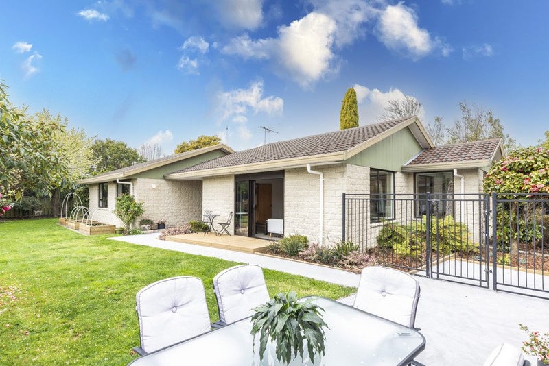 9 Clipston Place, Halswell, Christchurch - Carousel 2