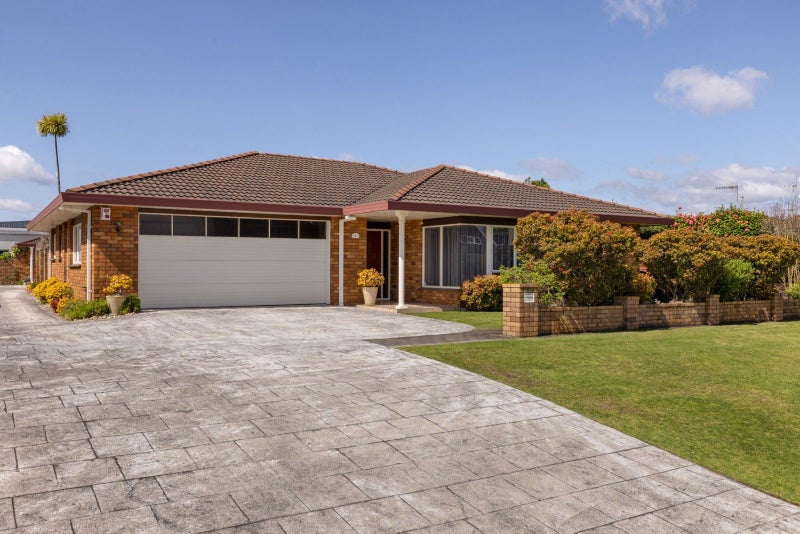86 Edgecumbe Road, Tauranga, Tauranga - Carousel 2