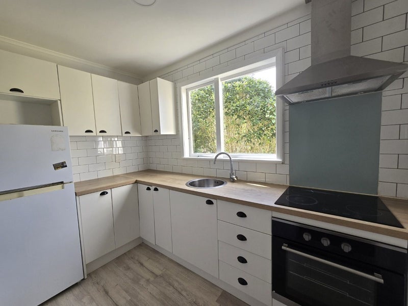 58C Norway Street, Aro Valley, Wellington - Carousel 2