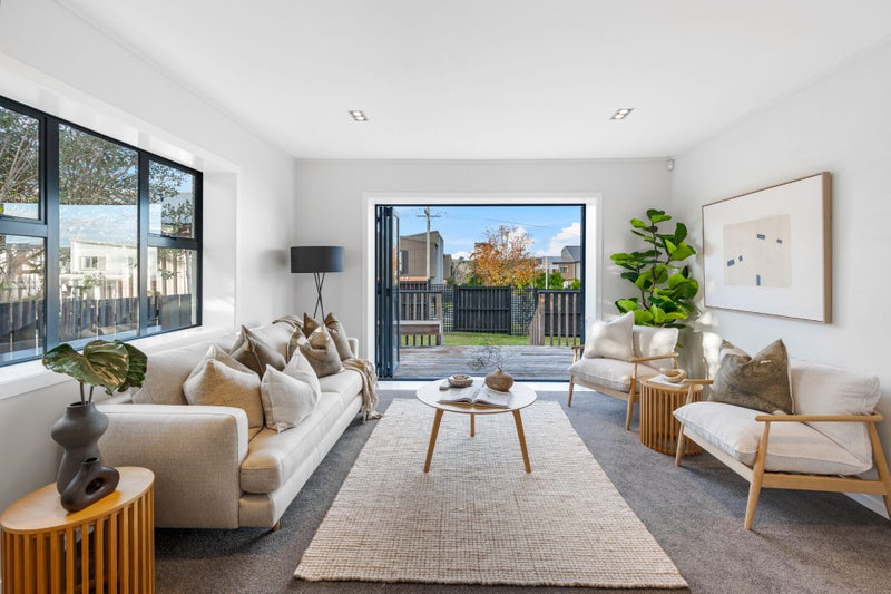 344 Glengarry Road, Glen Eden, Auckland - Carousel 2