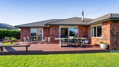 9 Denby Heights, Hāwera - Carousel 1
