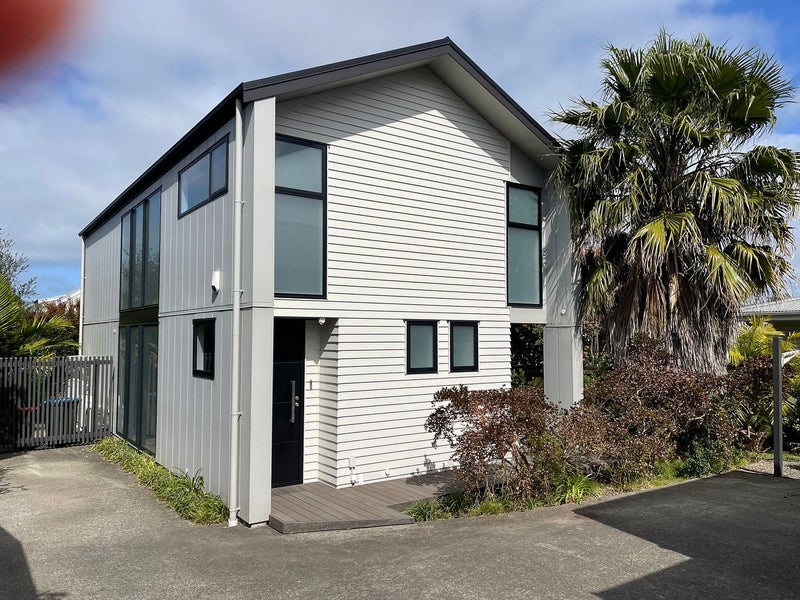 34A Saltaire Street, Avondale, Auckland - Carousel 1