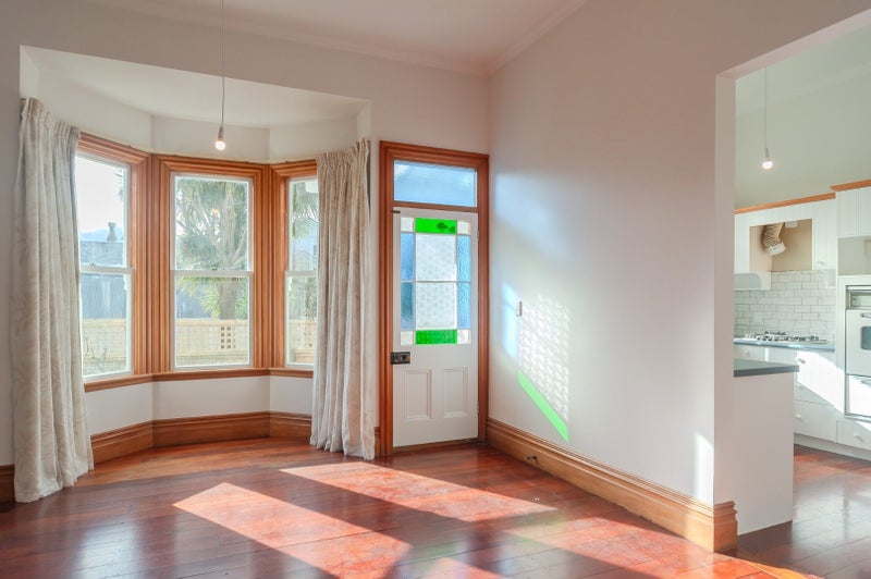 195 Clyde Street, Island Bay, Wellington - Carousel 2