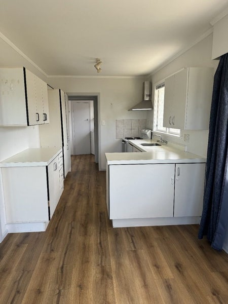 23 Laurence Street, Queenwood, Hamilton - Carousel 2