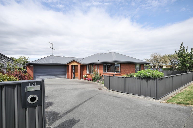 121 Newcastle Street, Windsor, Invercargill - Carousel 1