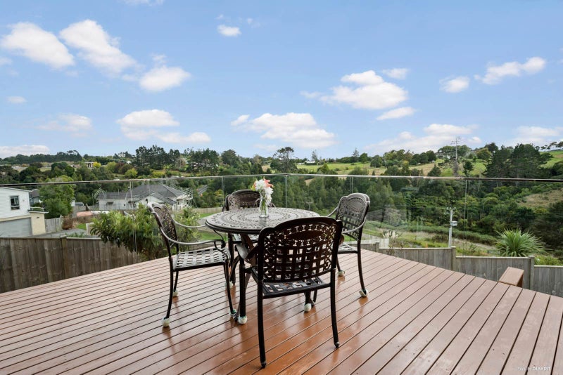 30 Henriette Place, Totara Park, Auckland - Carousel 2