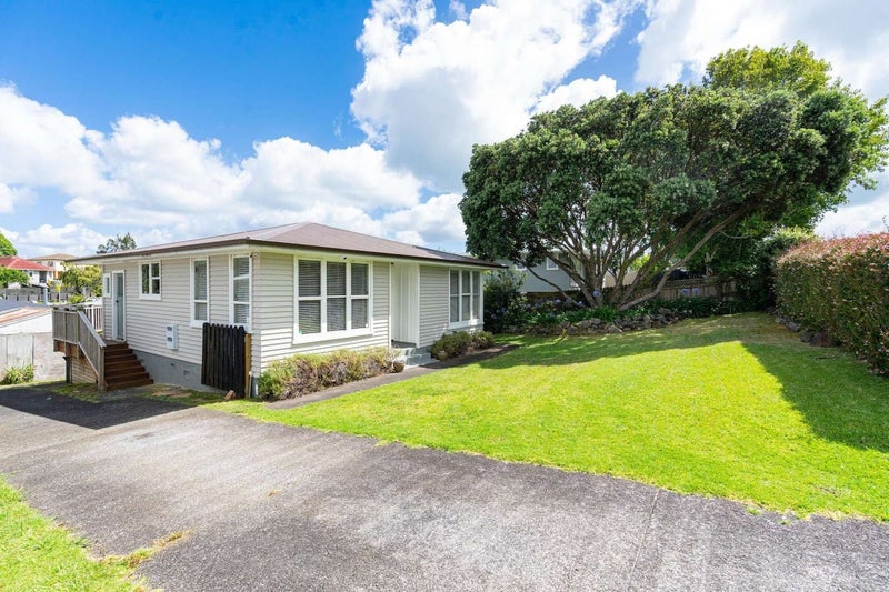 9 Epping Street, Glen Innes, Auckland - Carousel 1