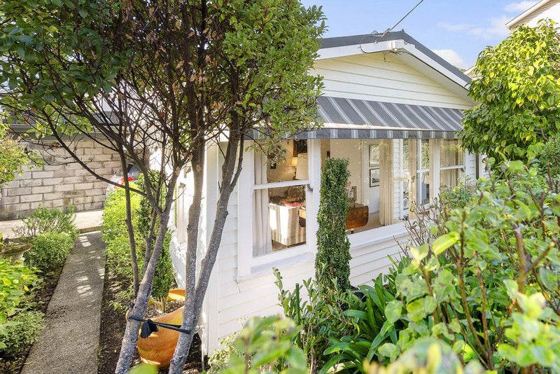 2/37 Braithwaite Street, Karori, Wellington - Carousel 15