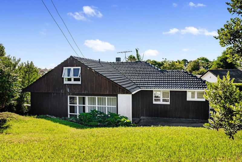 70 Temple Street, Meadowbank, Auckland - Carousel 24