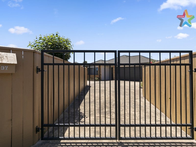 37 Mandel Mews, Waiwhetu, Lower Hutt - Carousel 16