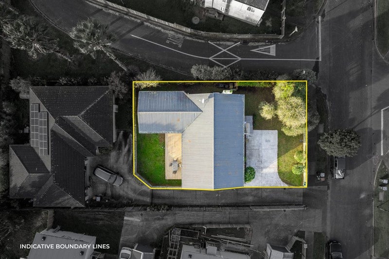 19 Rowena Crescent, Glen Innes, Auckland - Carousel 2