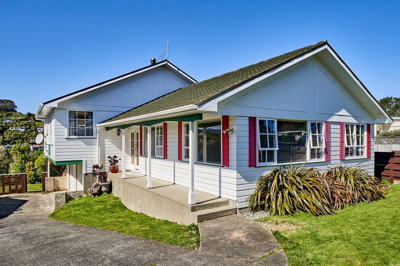 152 Kahu Road, Paremata, Porirua - Carousel 1