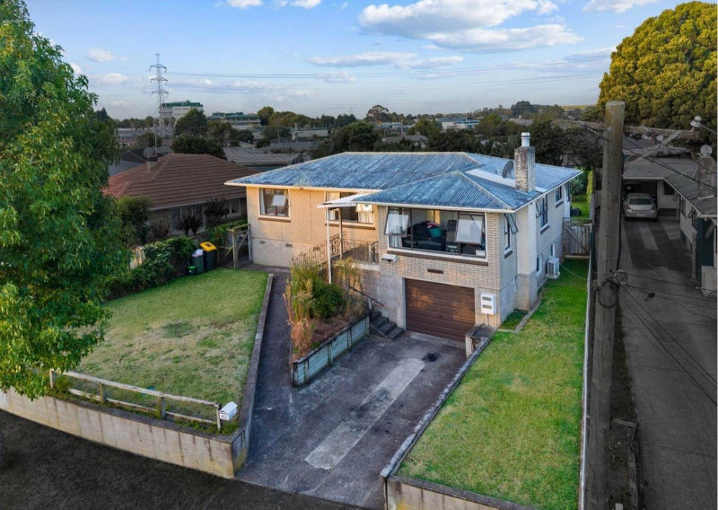 43 Clayton Avenue, Otara, Auckland - Carousel 1