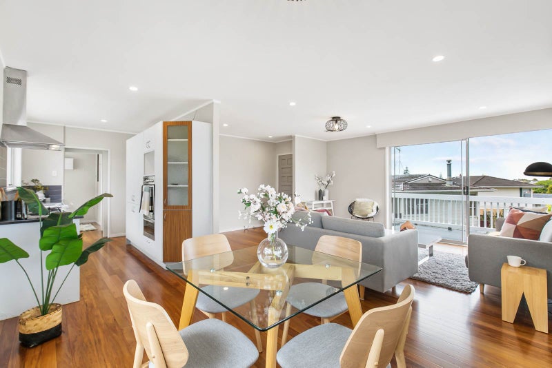 34 Felgrove Street, Glendene, Auckland - Carousel 2