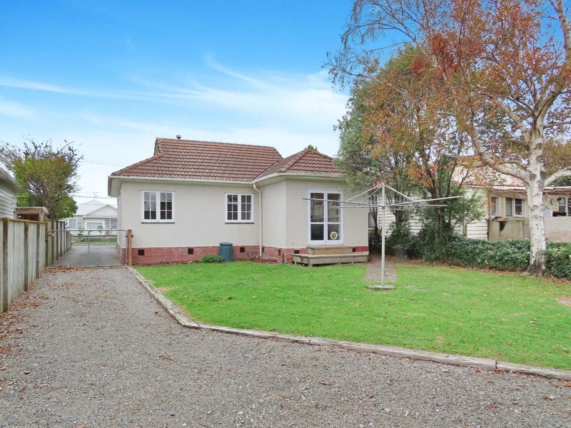 7 Douglas Street, Waiwhetu, Lower Hutt - Carousel 2