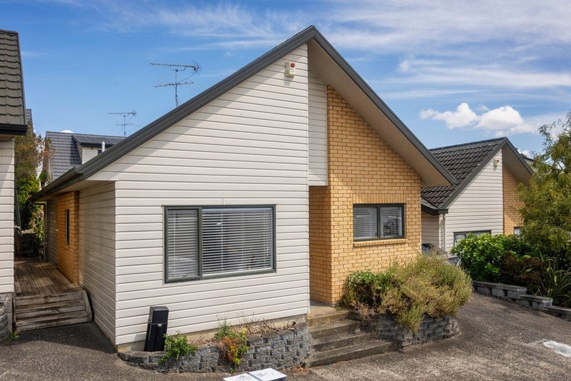 140/172 Mcleod Road, Te Atatu South, Auckland - Carousel 2