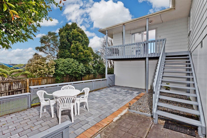 18 Merida Place, Unsworth Heights, Auckland - Carousel 2
