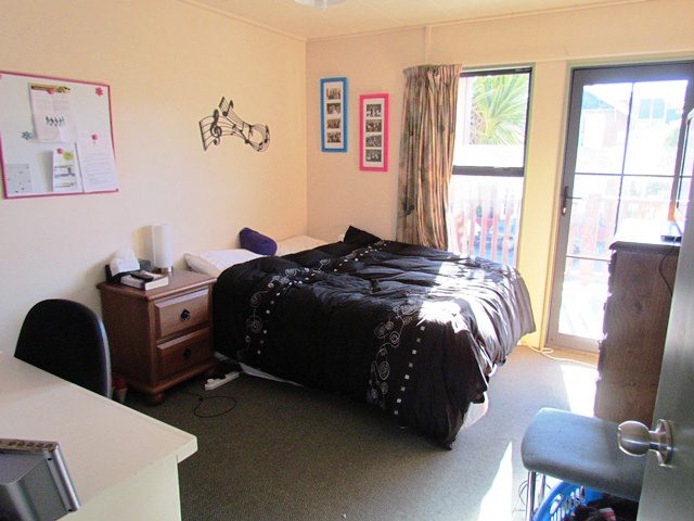 19 Howe Street, North Dunedin, Dunedin - Carousel 2