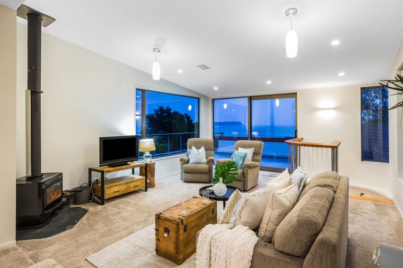 146 Motuhara Road, Plimmerton, Porirua - Carousel 2