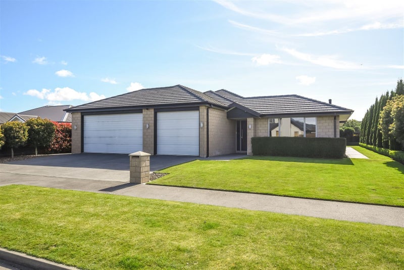 37 Mariposa Crescent, Aidanfield, Christchurch - Carousel 2
