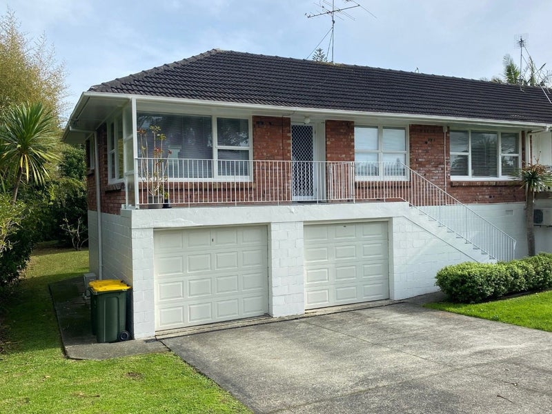 1/216 Beach Road, Campbells Bay, Auckland - Carousel 1