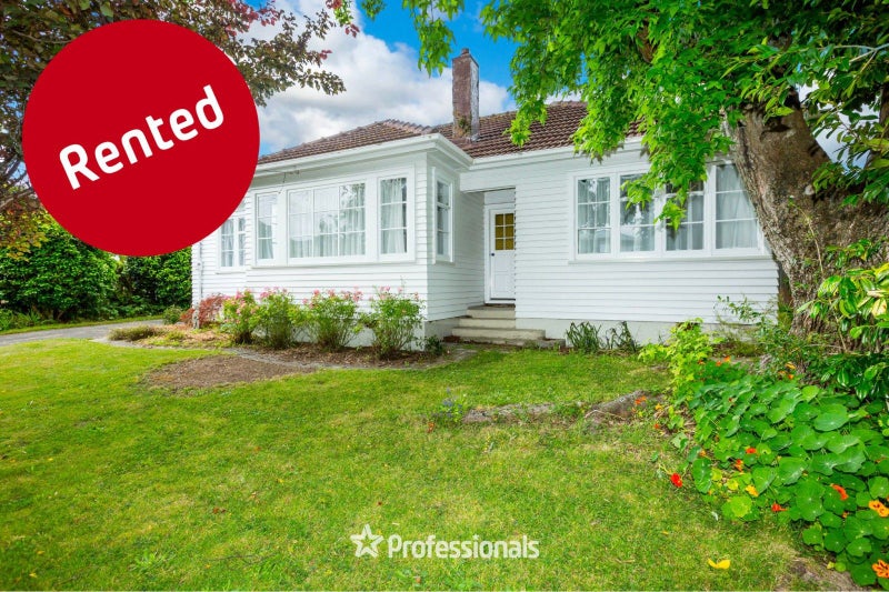 40 Golders Road, Elderslea, Upper Hutt - Carousel 1