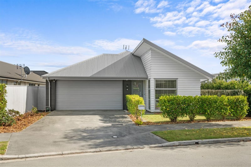 23 Bronco Drive, Aidanfield, Christchurch - Carousel 1