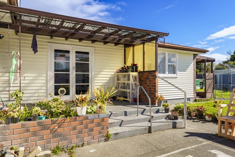 424 Montgomery Street, Raureka, Hastings - Carousel 1