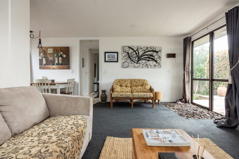1/145 Gloucester Street, TARADALE, NAPIER - Carousel 2