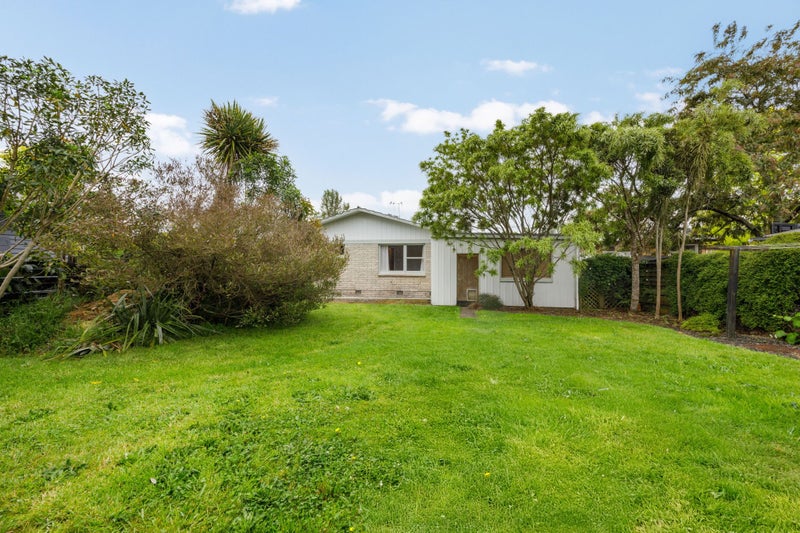 16 Patrick Place, Fitzroy, Hamilton - Carousel 15