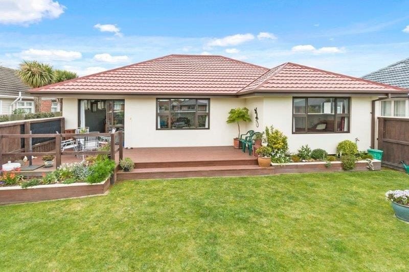 1/114 Warden Street, Richmond, Christchurch - Carousel 1