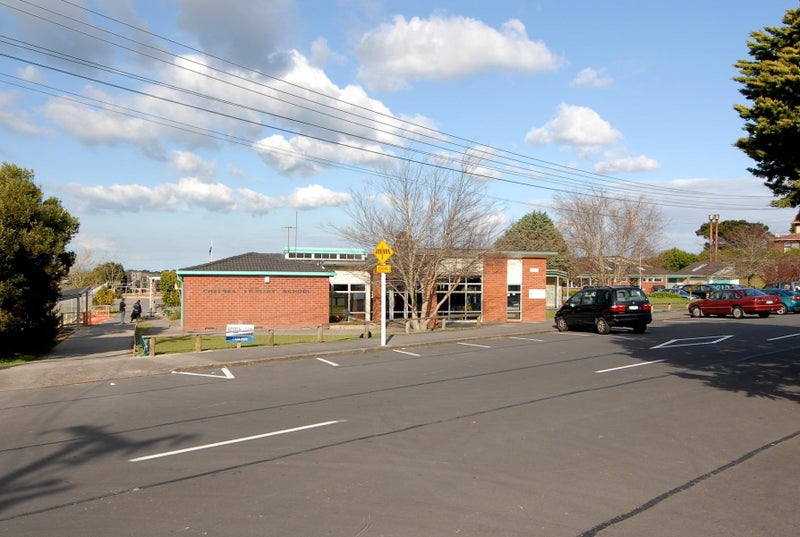 42 Chatswood Grove, Chatswood, Auckland - Carousel 25