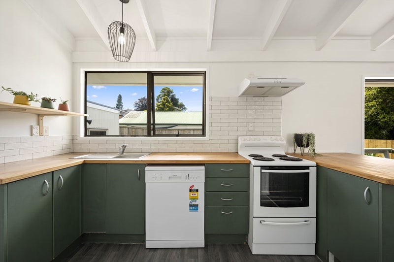 11B Ian Street, Koutu, Rotorua - Carousel 2