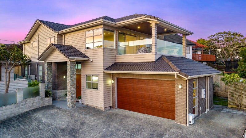 463A Beach Road, Murrays Bay, Auckland - Carousel 2