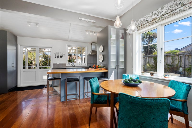 25 Patrick Street, Petone, Lower Hutt - Carousel 2