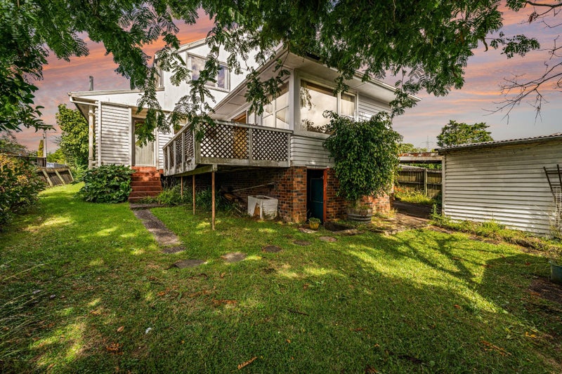 38 Toru Street, Te Atatu Peninsula, Auckland - Carousel 2