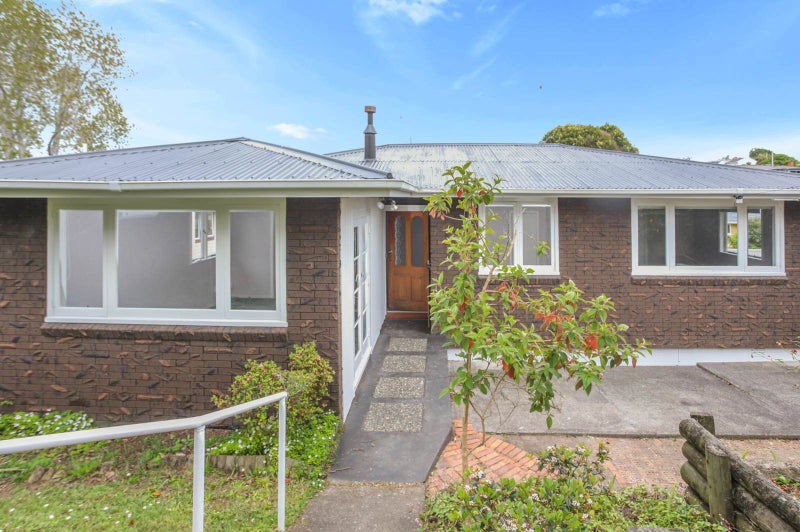 3 Hillview Avenue, New Windsor, Auckland - Carousel 13