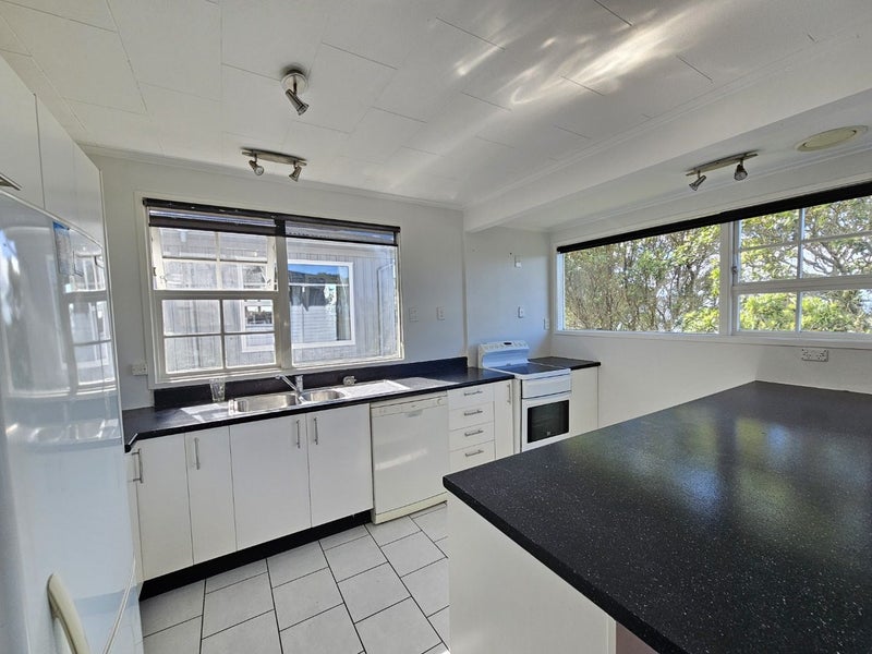 11 Nagpur Terrace, Broadmeadows, Wellington - Carousel 2