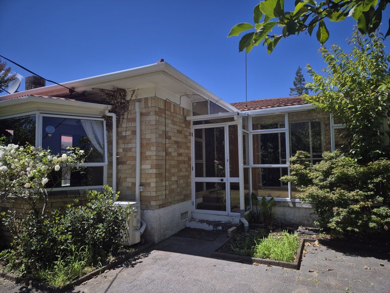 36 Edinburgh Road, Hillcrest, Hamilton - Carousel 1