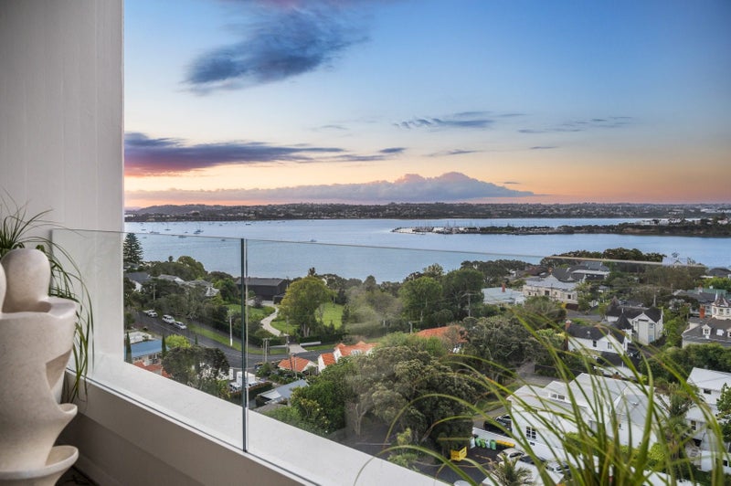 1003/45 STANLEY POINT ROAD, Stanley Point, Auckland - Carousel 1