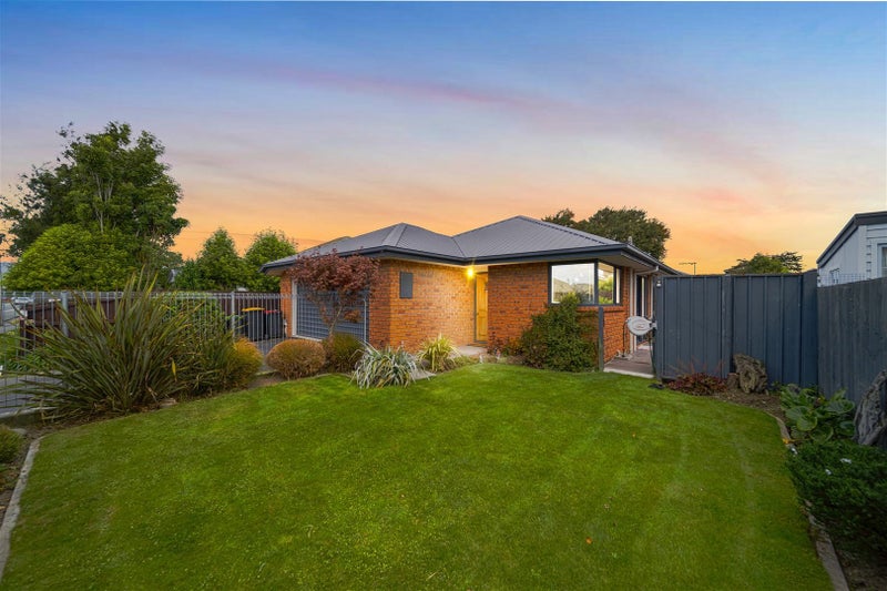 25A Wrights Road, Addington, Christchurch - Carousel 1