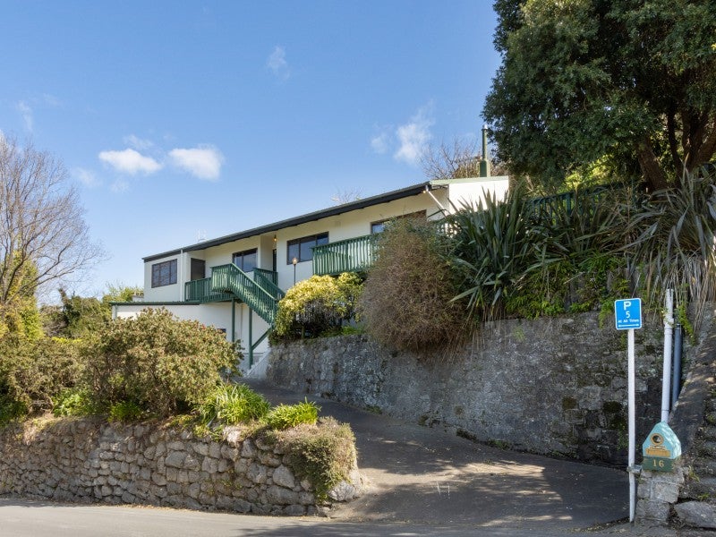 16 France Road, Bluff Hill, Napier - Carousel 19
