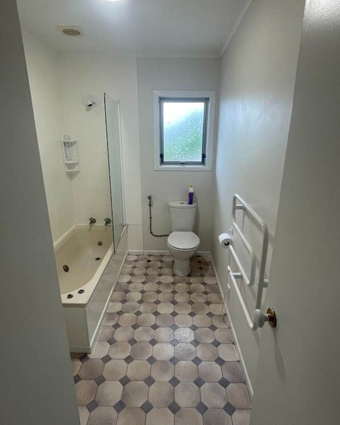 127 Manuka Road, Bayview, Auckland - Carousel 16