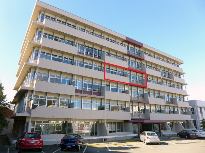 3I/3 Shakespeare Road, Napier South, Napier - Carousel 9